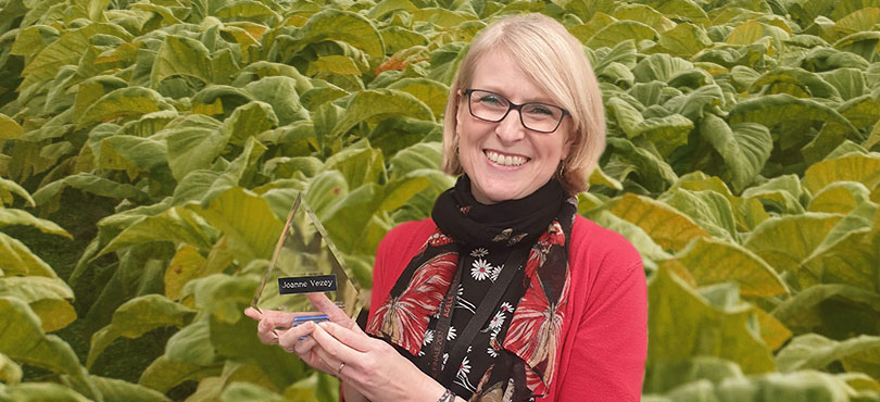 Jo Vezey 